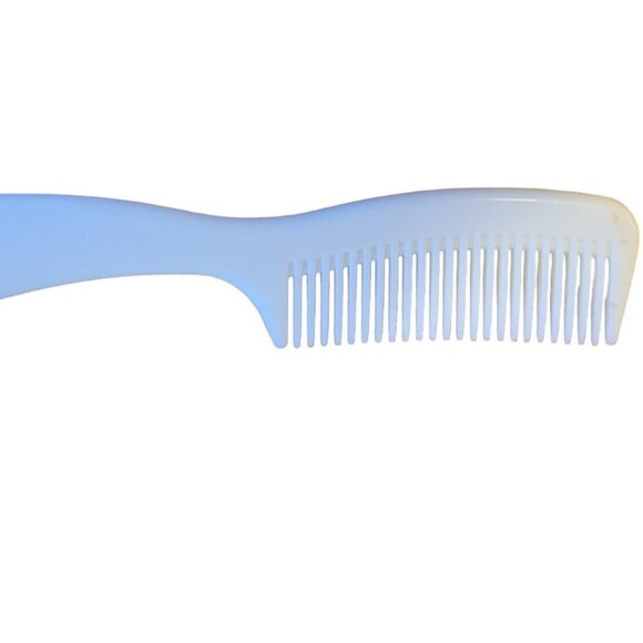 Clinique Vintage Wide Tooth Detangling Comb - Picture 4 of 4